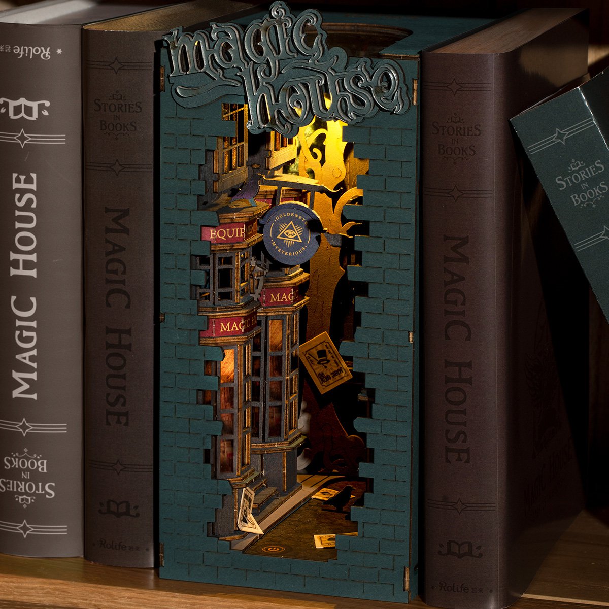 DIY Boekensteun Magic House