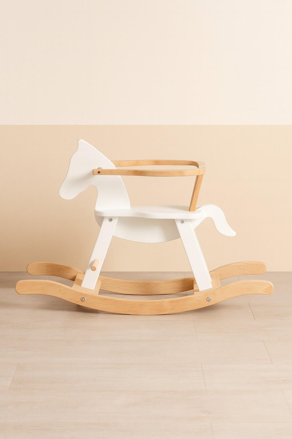 Hobbelpaard 'Pinolino' met ring, wit/naturel - VOF Snug & Smart
