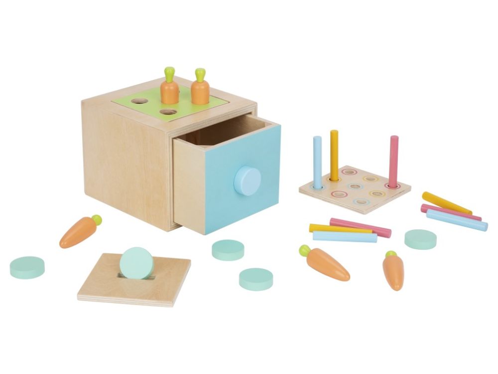 Educatieve speelbox 13–18 maanden – houten Montessori speelgoedset met puzzels, hamerbank, stapelbekers en boek over emoties