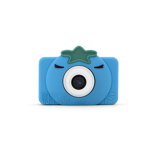 Kind gebruikt HOPPSTAR ROOKIE camera – kleurrijke, kindvriendelijke fotocamera met siliconen hoes en groot scherm