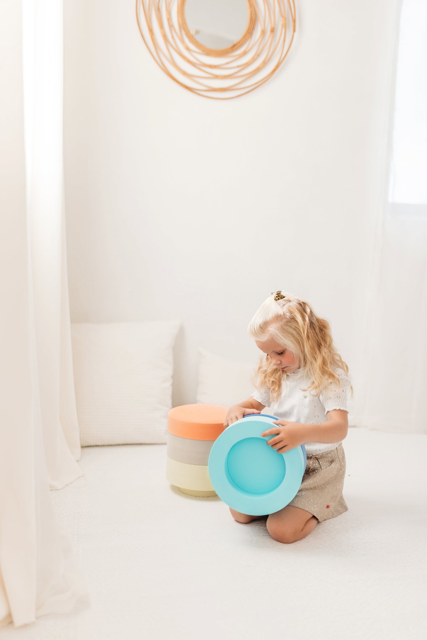 Rainbow Chair – Spelen, bouwen én gebruiken op jouw manier!