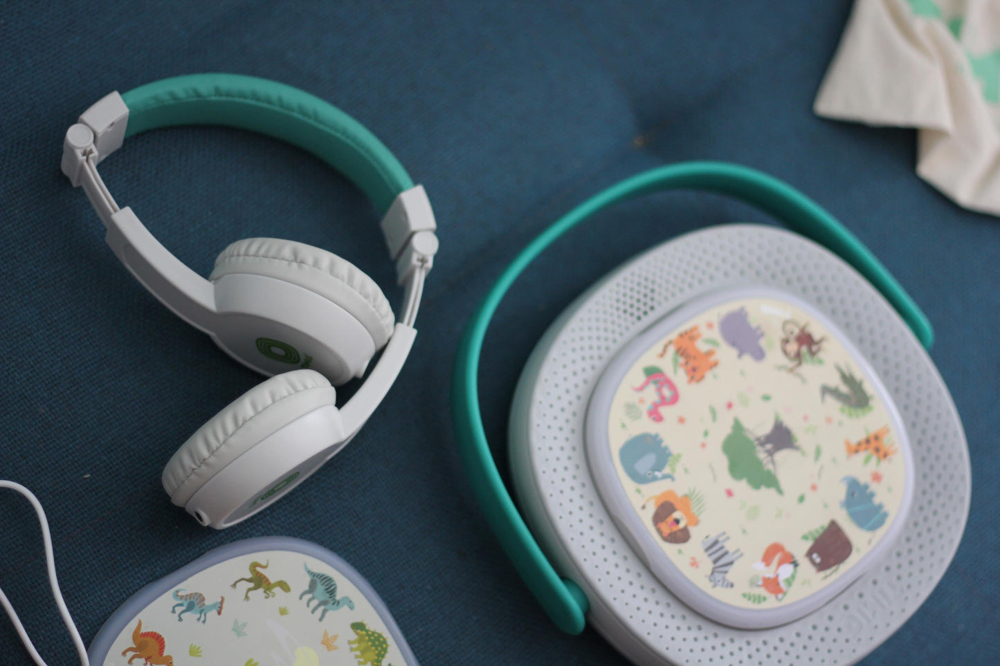 TIMIO – De Slimme, Schermvrije Audio- en Muziekspeler - VOF Snug & Smart