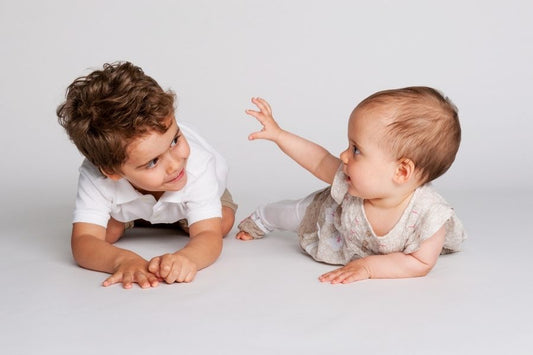 Van Baby naar Peuter (1–2 Jaar) – Wat Verandert er in de Ontwikkeling?