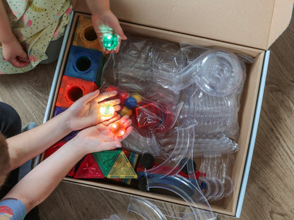 Magnetische Bouwset – Ballenbaan 222 stuks + Lichtgevende Ballen