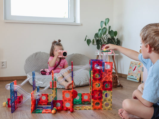 Magnetische Bouwset – Ballenbaan 222 stuks + Lichtgevende Ballen