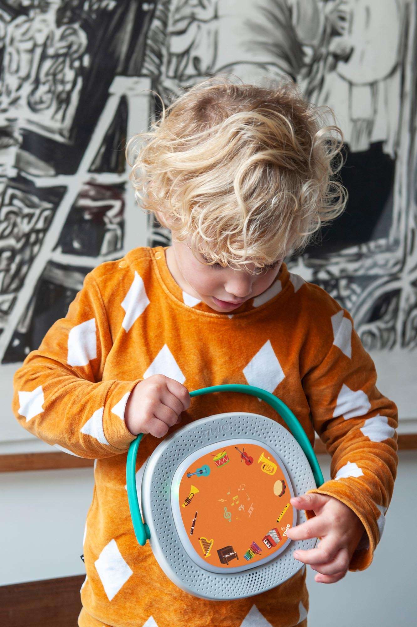 Kind speelt met TIMIO audio device – leerzaam en schermvrij